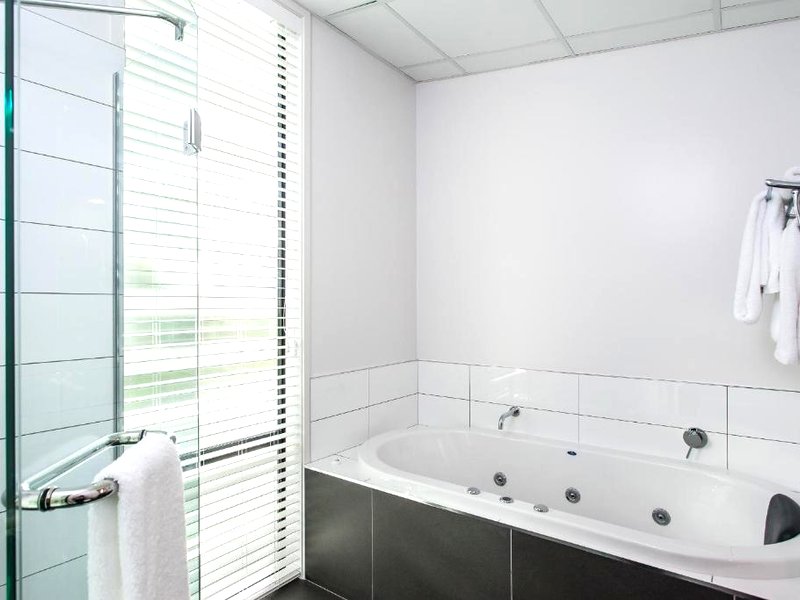 ワン88 オン コマース (One88 on Commerce)の写真