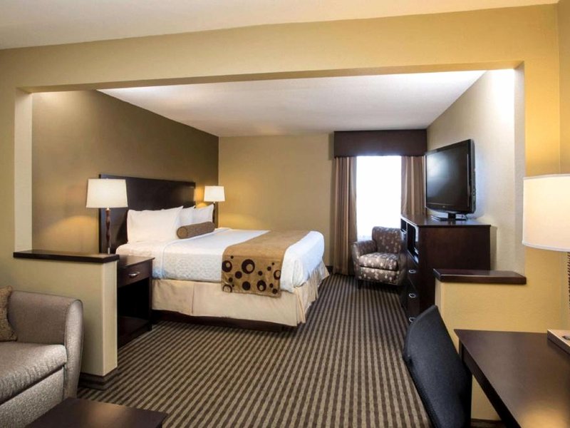 ベストウェスタン プラス ミシャワカ イン (Best Western Plus Mishawaka Inn)の写真