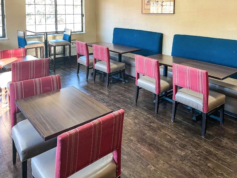 Comfort Inn & Suites Midtownの写真