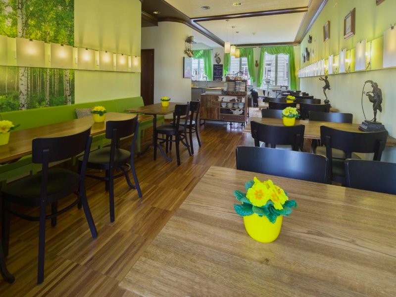 ホテル アンバサダー (Hotel Ambassador)の写真