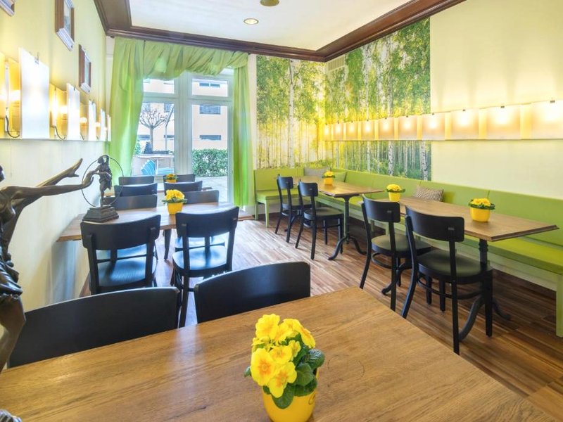 ホテル アンバサダー (Hotel Ambassador)の写真