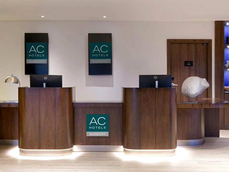 ACホテルサンジュリアンアンジュヌヴァ (AC Hotel Saint-Julien-en-Genevois)の写真