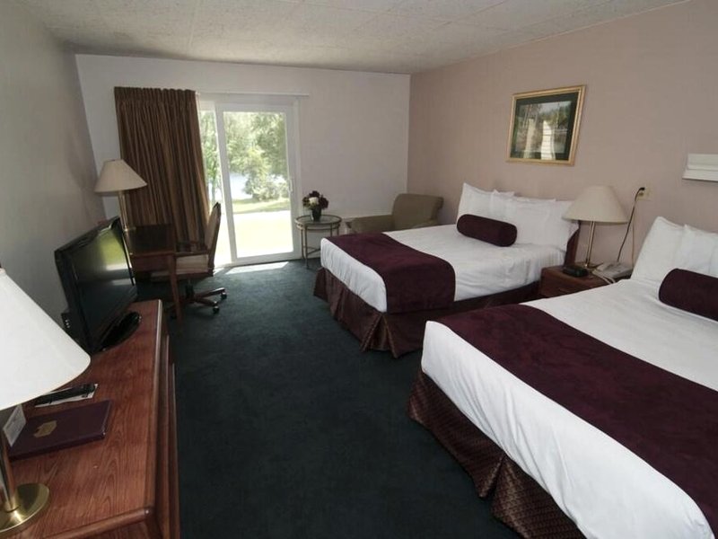 ユニバーシティ イン アカメデック スイーツ (University Inn Academic Suites)の写真