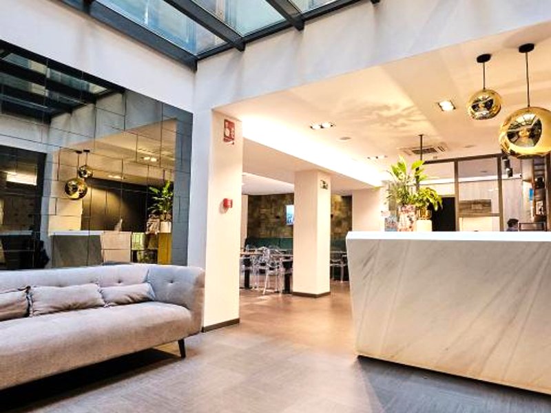 ホテル ラックス サンティアゴ (Hotel Lux Santiago)の写真