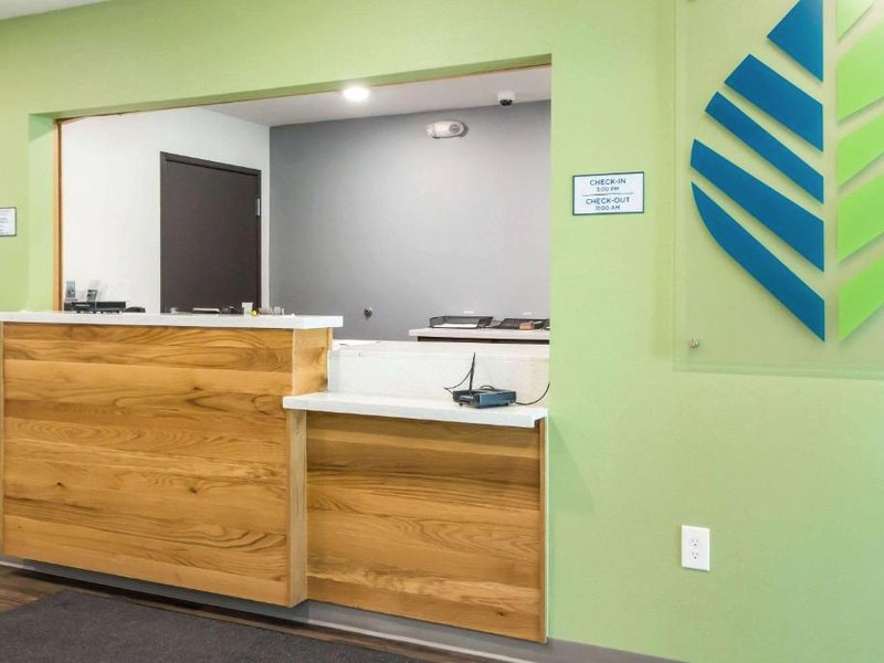 WoodSpring Suites Lake Jacksonの写真