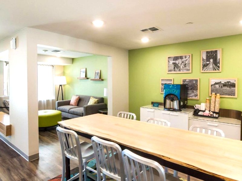 WoodSpring Suites Lake Jacksonの写真