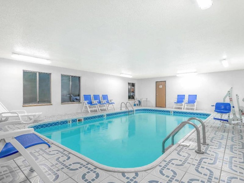 スーパー 8 バイ ウインダム ヴァンセンヌ (Super 8 By Wyndham Vincennes)の写真