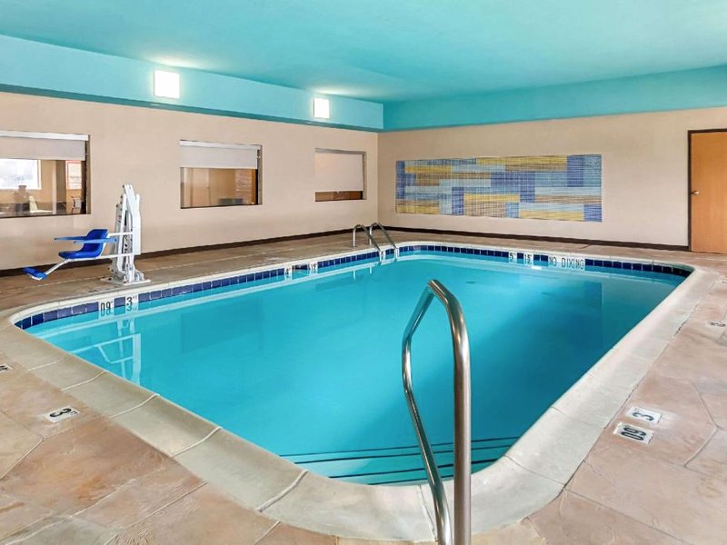 Comfort Suites Vincennesの写真