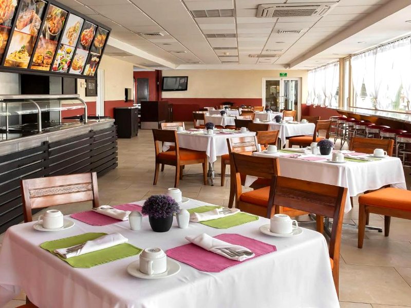 ホテル サンタ フェロレット バイ ビラグループ (Hotel Santa Fe Loreto by Villa Group)の写真