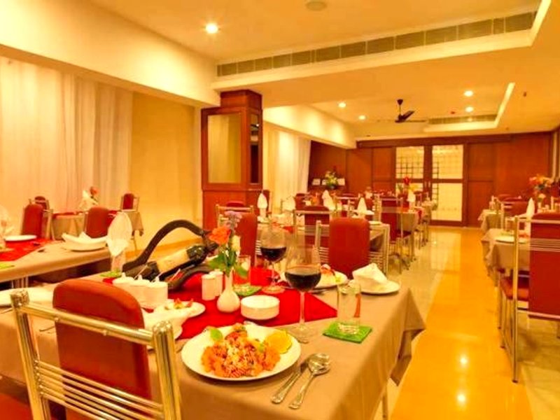 Dhanunjayas Luxury Hotelの写真