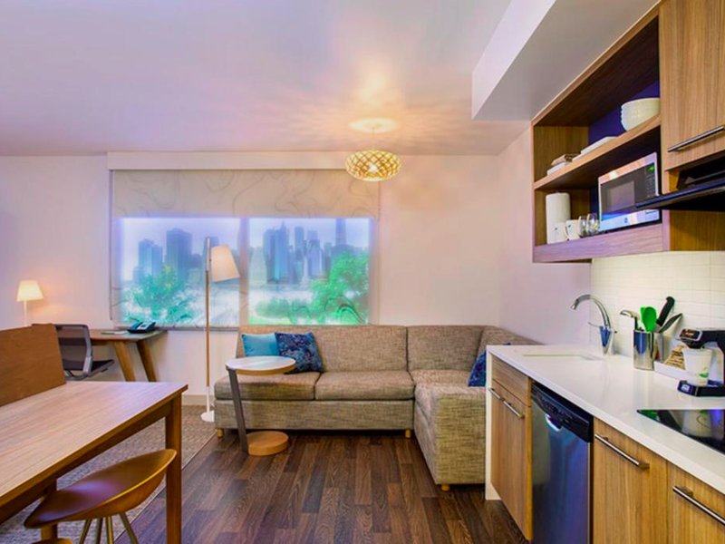 Element Palmdaleの写真