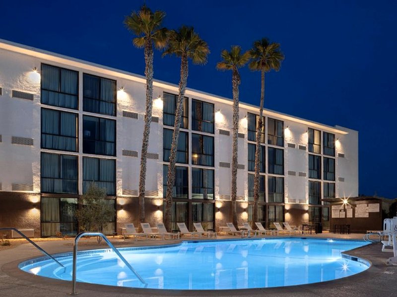 DoubleTree by Hilton Palmdaleの写真