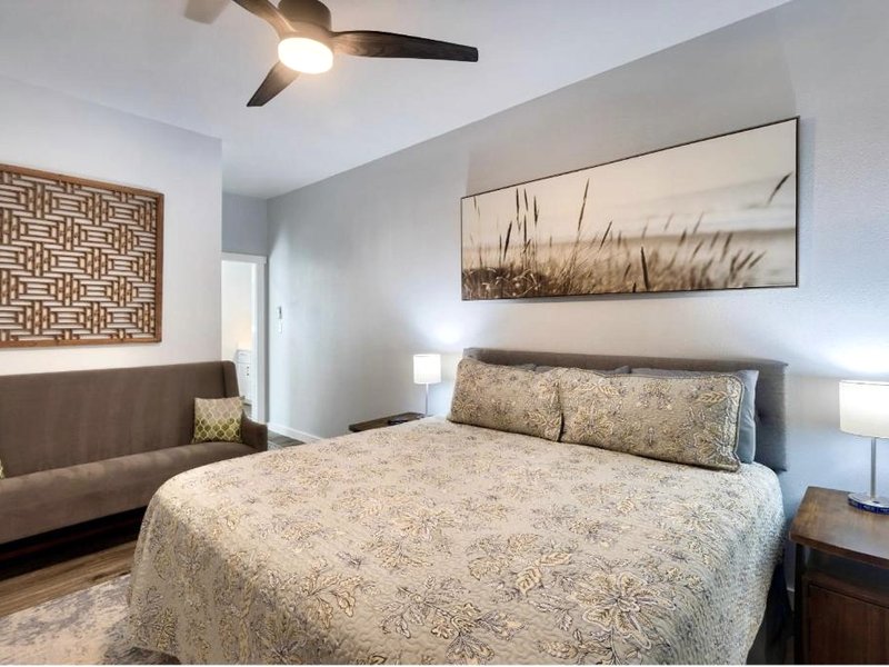 Country Suite Apartment near Lake Fork with Stocked Pond and Walking Trailsの写真