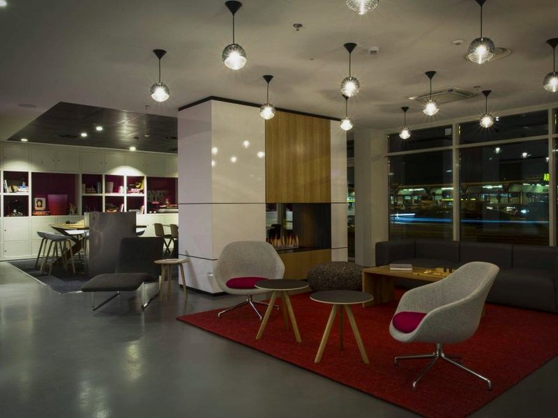 モキシー ミラノ マルペンサ エアポート (Moxy Milan Malpensa Airport)の写真