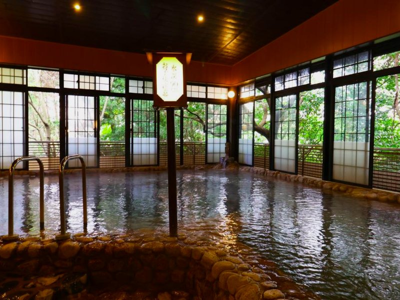 二日市温泉　大丸別荘 (Futsukaichi Hot Spring - Daimaru Besso)の写真