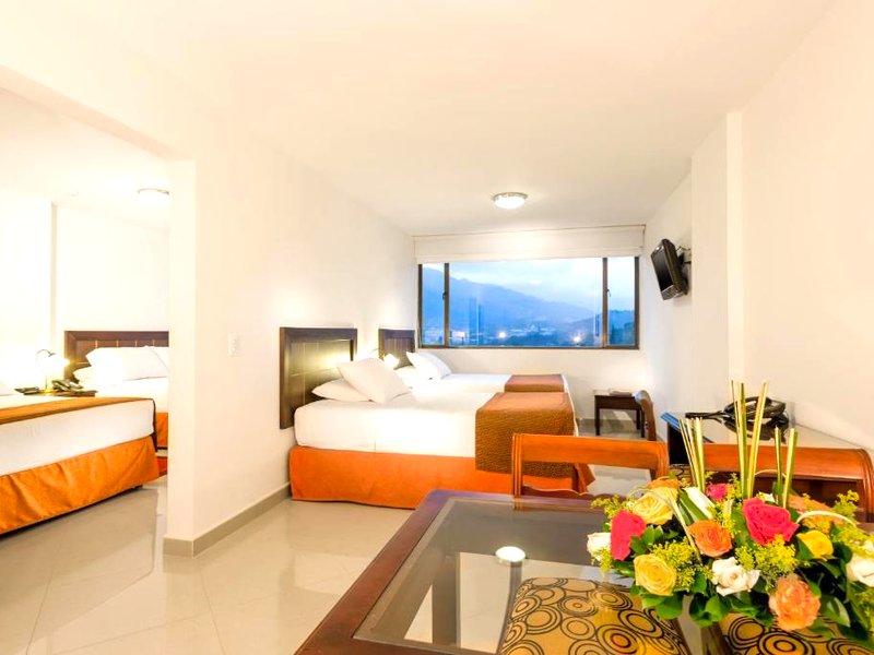 Hotel Dann Combeimaの写真