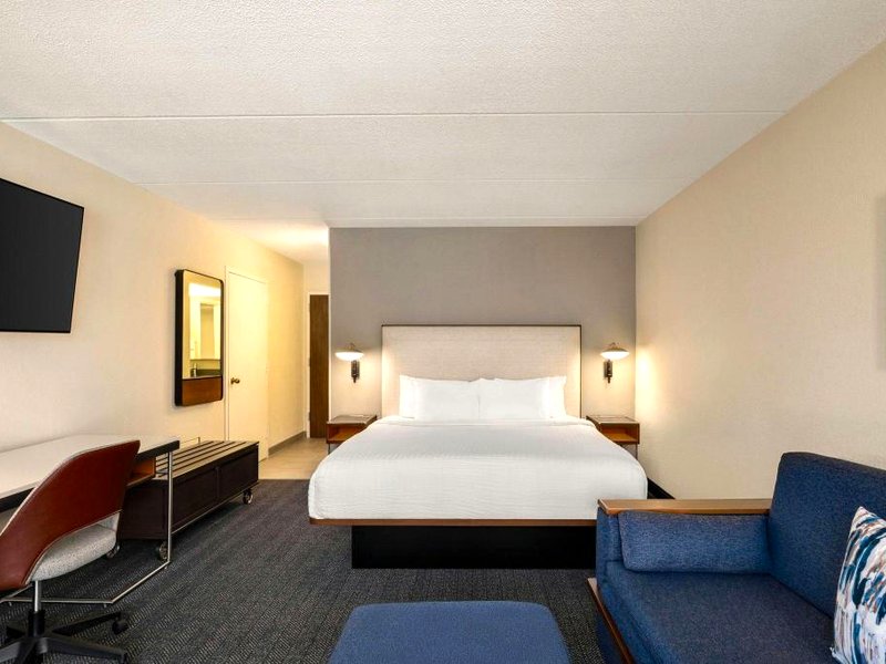 Courtyard by Marriott Atlanta Northlakeの写真