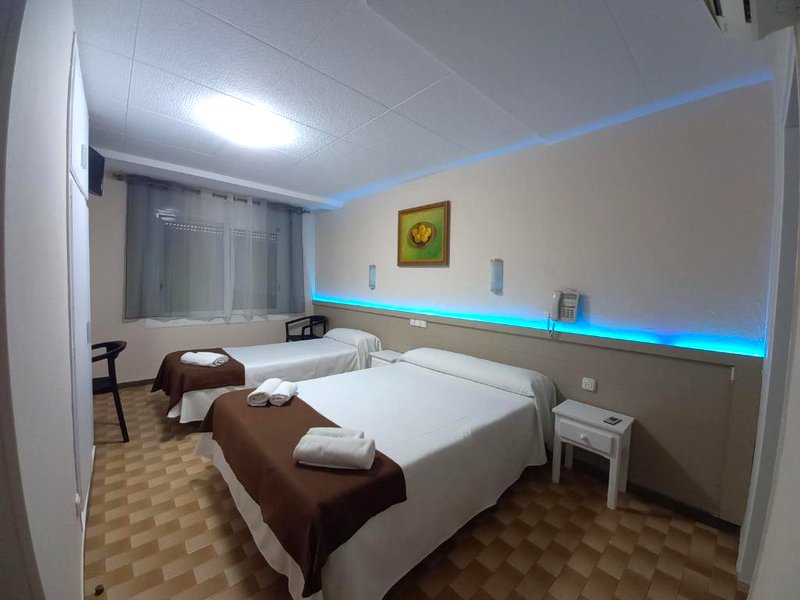 オスタル サン ベルナート (Hostal Sant Bernat)の写真