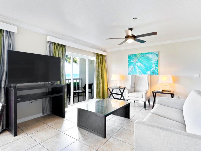 Holiday Inn Resort Grand Cayman By IHGの写真