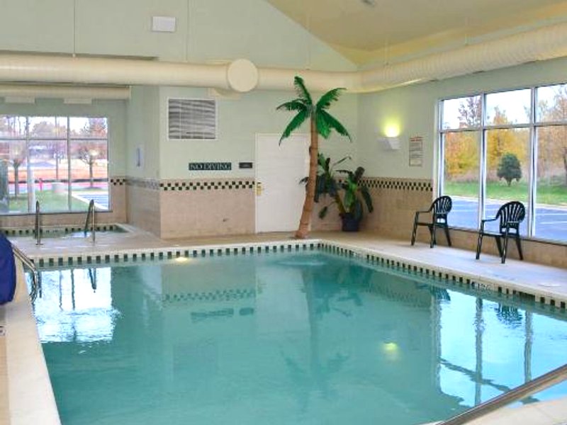 カントリー イン&スイーツ バイ ラディソン ベントンビル サウス ロジャーズ AR (Country Inn & Suites by Radisson, Bentonville South - Rogers, AR)の写真