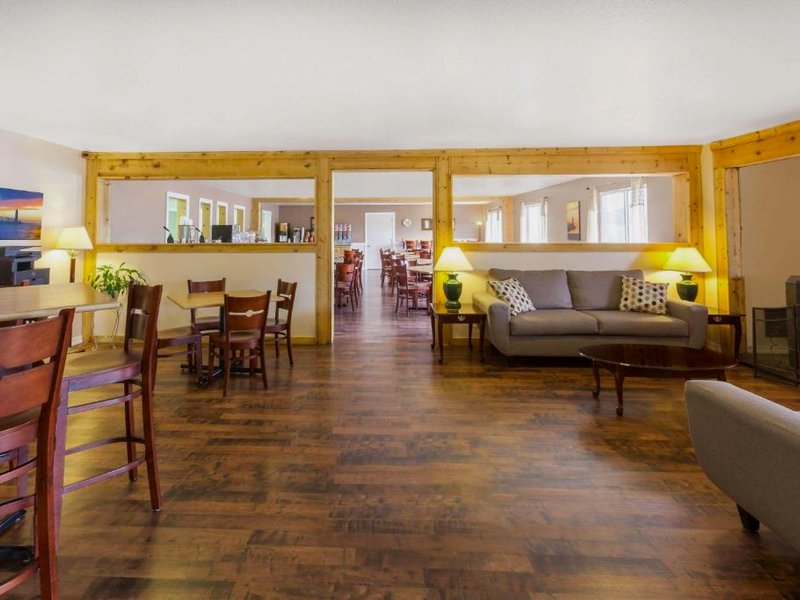 Baymont by Wyndham Manisteeの写真