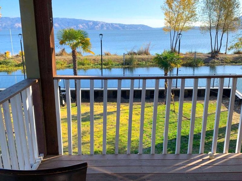 アンカレッジ イン レイクポート (Anchorage Inn Lakeport)の写真