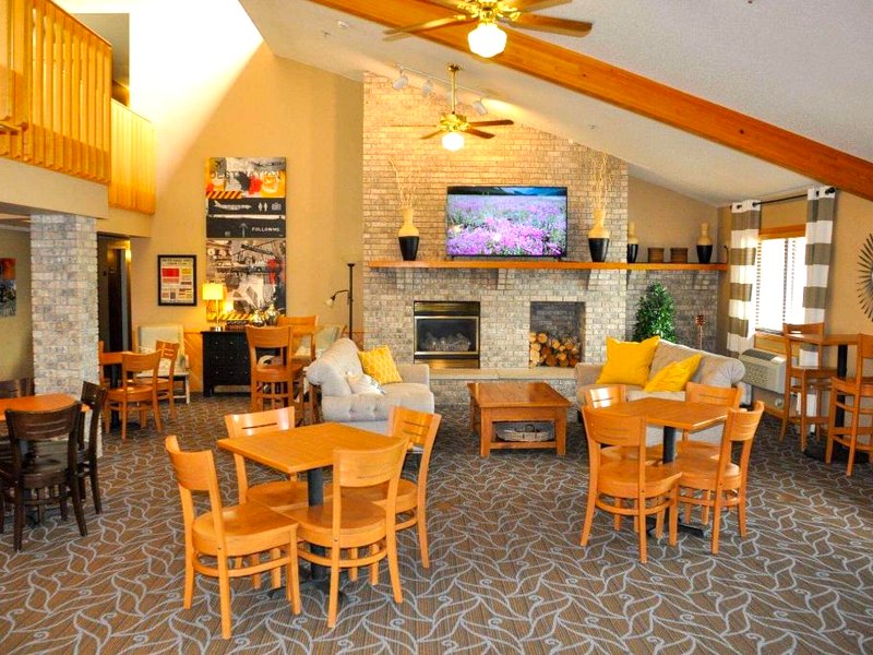 AmericInn by Wyndham Clear Lakeの写真