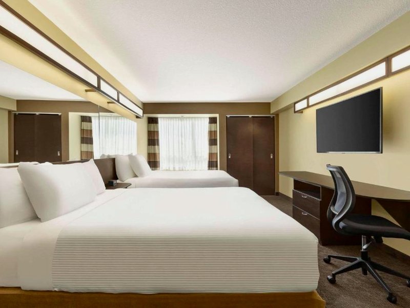 Microtel Inn & Suites by Wyndham Weyburnの写真