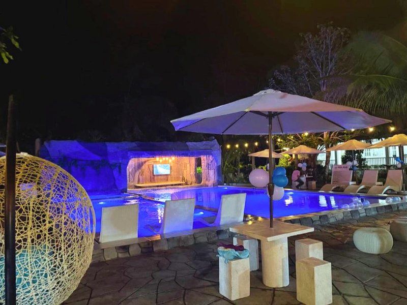 Kehalani Beach Resort by Cocotelの写真