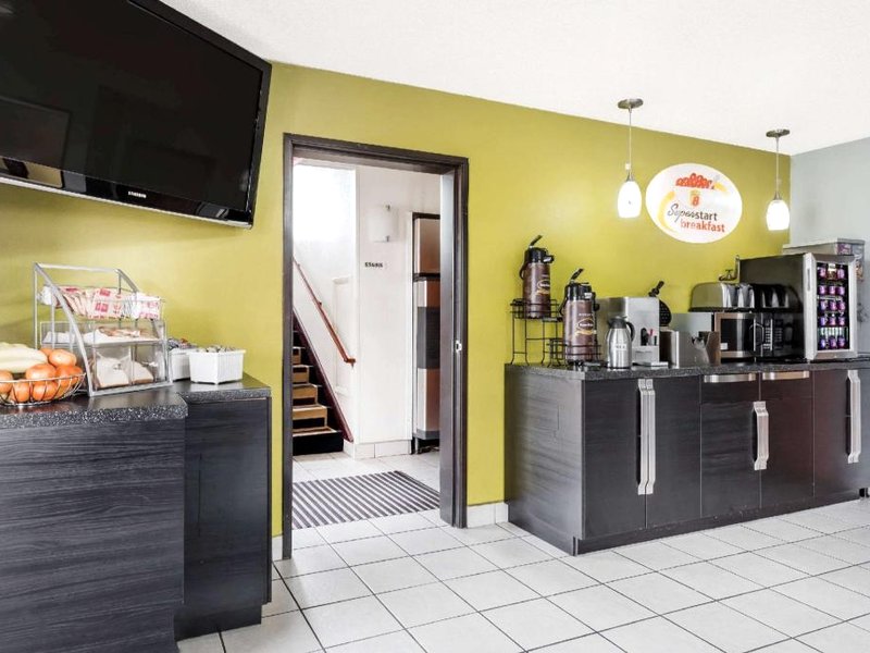 Super 8 By Wyndham Tappahannock Vaの写真