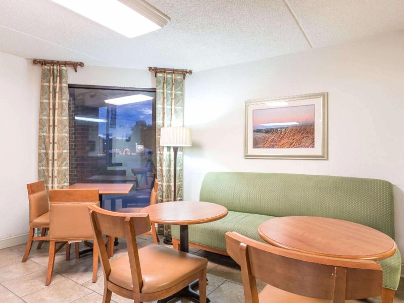 デイズ イン バイ ウィンダム タッパハノック (Days Inn by Wyndham Tappahannock)の写真