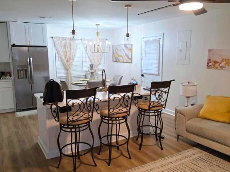 Marvelous 3-bedroom 2-bathroom house with Central Air charming Georgetownの写真