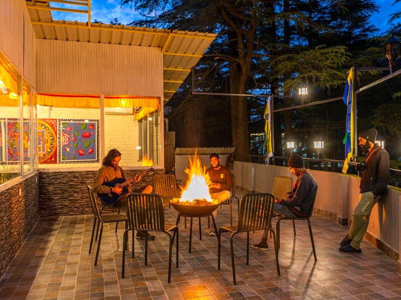 ザ ホステラー マクロードガンジ (The Hosteller Mcleodganj, Mall Road)の写真