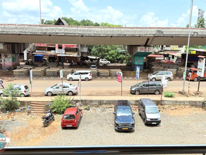 Konkan Central Kankavali AC 6 Bed Family Roomの写真